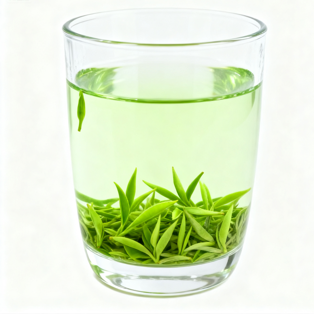 Clear jade-green liquor of Bi Luo Chun Green Tea
